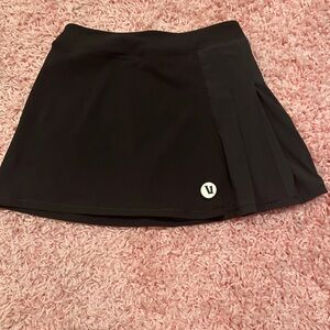 BNWT Vuori Break Point Skirt